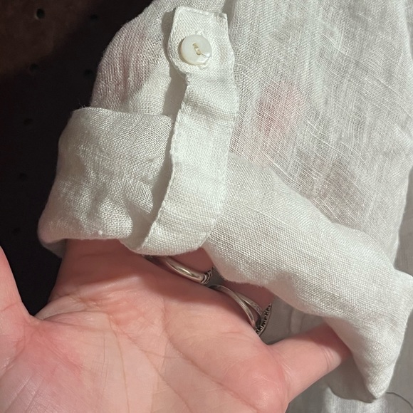 Tommy Bahama Linen Embroidered Button Up Shirt size Medium. - Picture 2 of 8